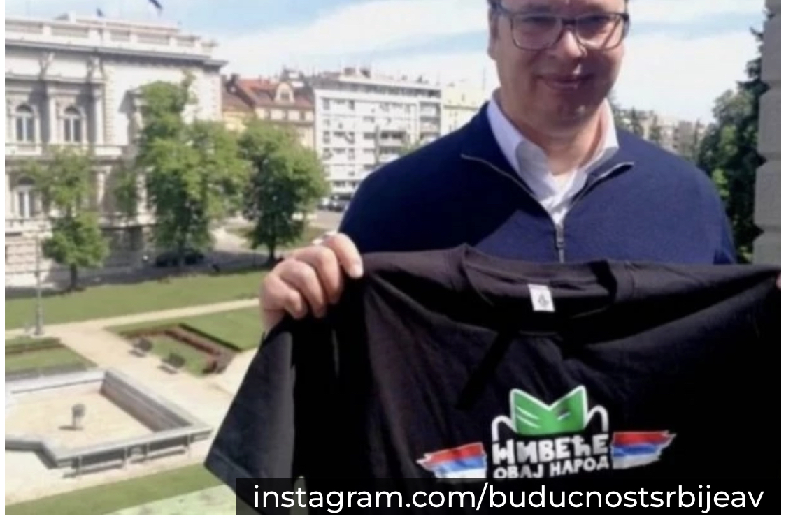 SLEDEĆI PUT SNIMAM U NJOJ: Vučić odgovorio na šalu sa društvenih mreža (FOTO)