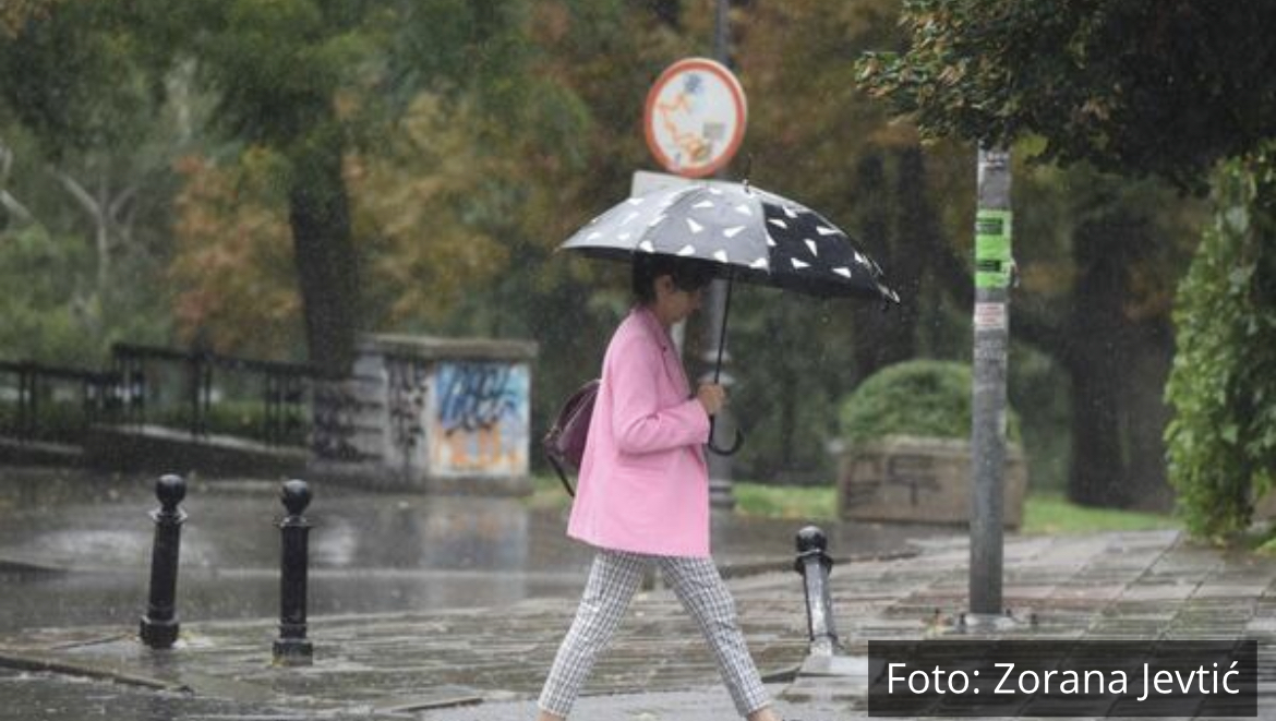 U NAREDNA 2 SATA PLJUSKOVI SA GRMLJAVINOM! RHMZ najavio: Kiša stiže prvo u ove delove Srbije