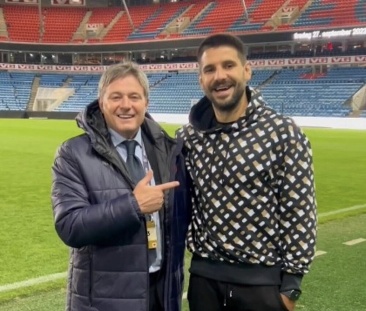 TRENER FULAMA LJUT NA PIKSIJA: Marko Silva kaže da su FRUSTRIRANI zbog povrede Mitrovića, koji propušta meč protiv Vest Hema! 