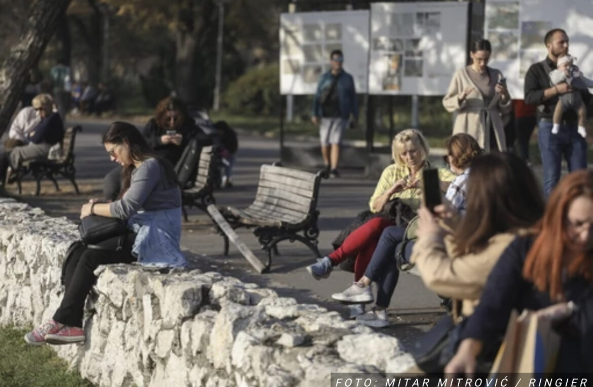 Imali smo leto u novembru, ALI METEOROLOZI NAJAVLJUJU PREOKRET! Stižu nam dani sa košavom i PRVI SNEG