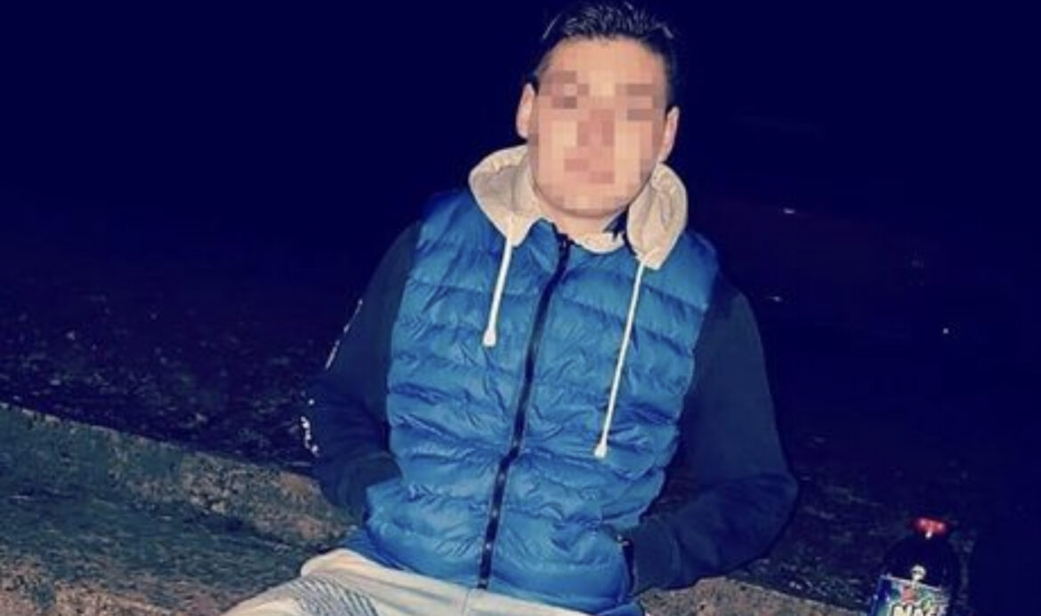 Ovo je Aleksandar (26) kojeg je otac ubio nožem: Prijatelji u suzama, otkrivaju detalje njihovog života