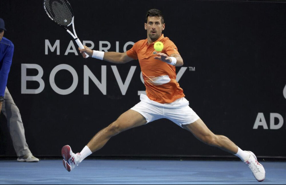 (UŽIVO, VIDEO) BOŽIĆNI SPEKTAKL U ADELEJDU: Novak vodi protiv Medvedeva, ali NIJE DOBRO – Nole uzeo medicinski tajm-aut!