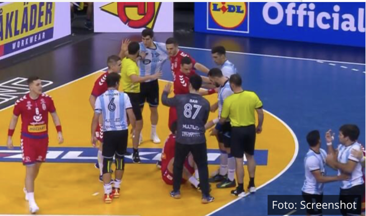 UŽIVO! SRBIJA – ARGENTINA! TUČA NA TERENU: Gaučosi inicirali haos