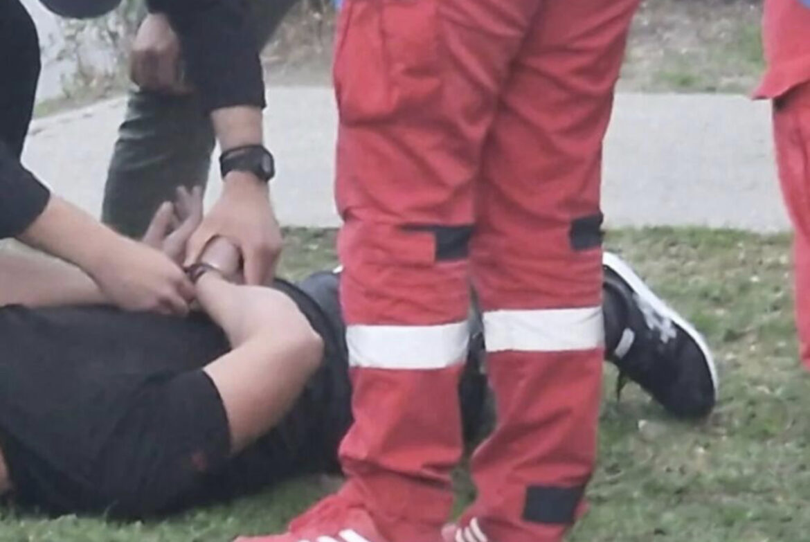 FILMSKA POTERA PO ULICAMA NOVOG SADA: U BMW-u bežao policiji, pa se zakucao u betonski zid, policajci ga izvukli KRVAVOG (FOTO) 