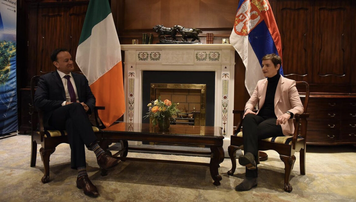ANA BRNABIĆ SE SASTALA SA PREMIJEROM IRSKE: „Razgovor o različitim načinima na koje možemo poboljšati bilateralnu saradnju“ (FOTO) 