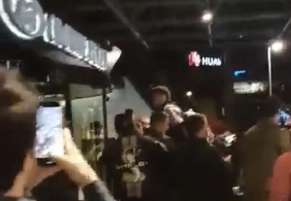 REAL STIGAO NA NOGE PARTIZANU: Oči cele Evrope uprte u Beograd! Policija rasterala grobare ispred hotela VIDEO 