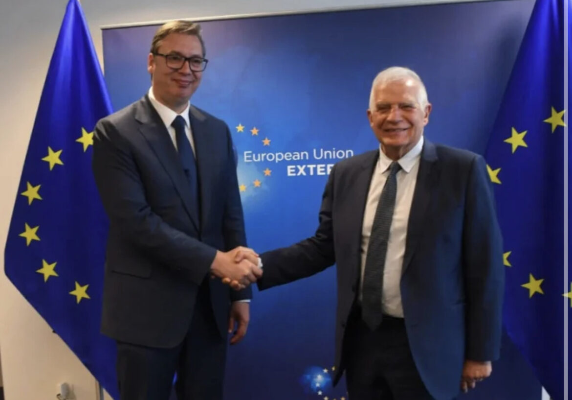 Borelj dočekao Vučića pred početak teškog sastanka u Briselu 