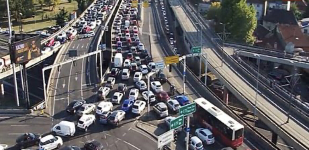 Velika gužva jutros u ovim delovima Beograda 