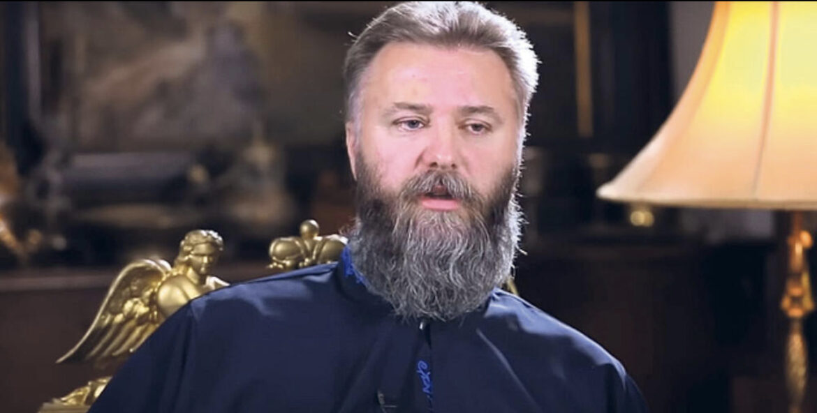 „POSVETITI SE DECI NE ZNAČI DAVATI I KUPOVATI IM SVE“ Reči oca Predraga Popovića pogodiće mnoge roditelje! Ovo je NAJVAŽNIJE