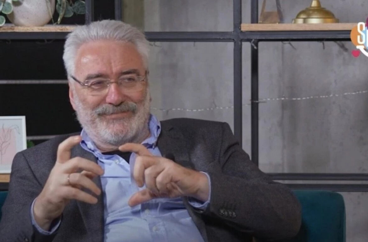 VRHUNSKI PEDIJATAR I ALERGOLOG SE NA VELIKA VRATA VRATIO NA JAVNU SCENU! Ko je kontroverzni doktor BRANIMIR NESTOROVIĆ, najveće iznenađenje minulih izbora!?
