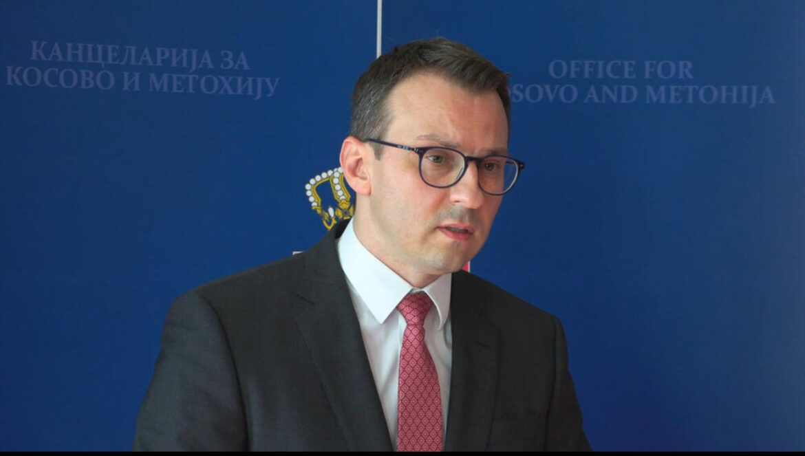 PETKOVIĆ ČESTITAO BADNJI DAN I BOŽIĆ: Plamen mržnje i nasilja, neće pobediti plamen vere 