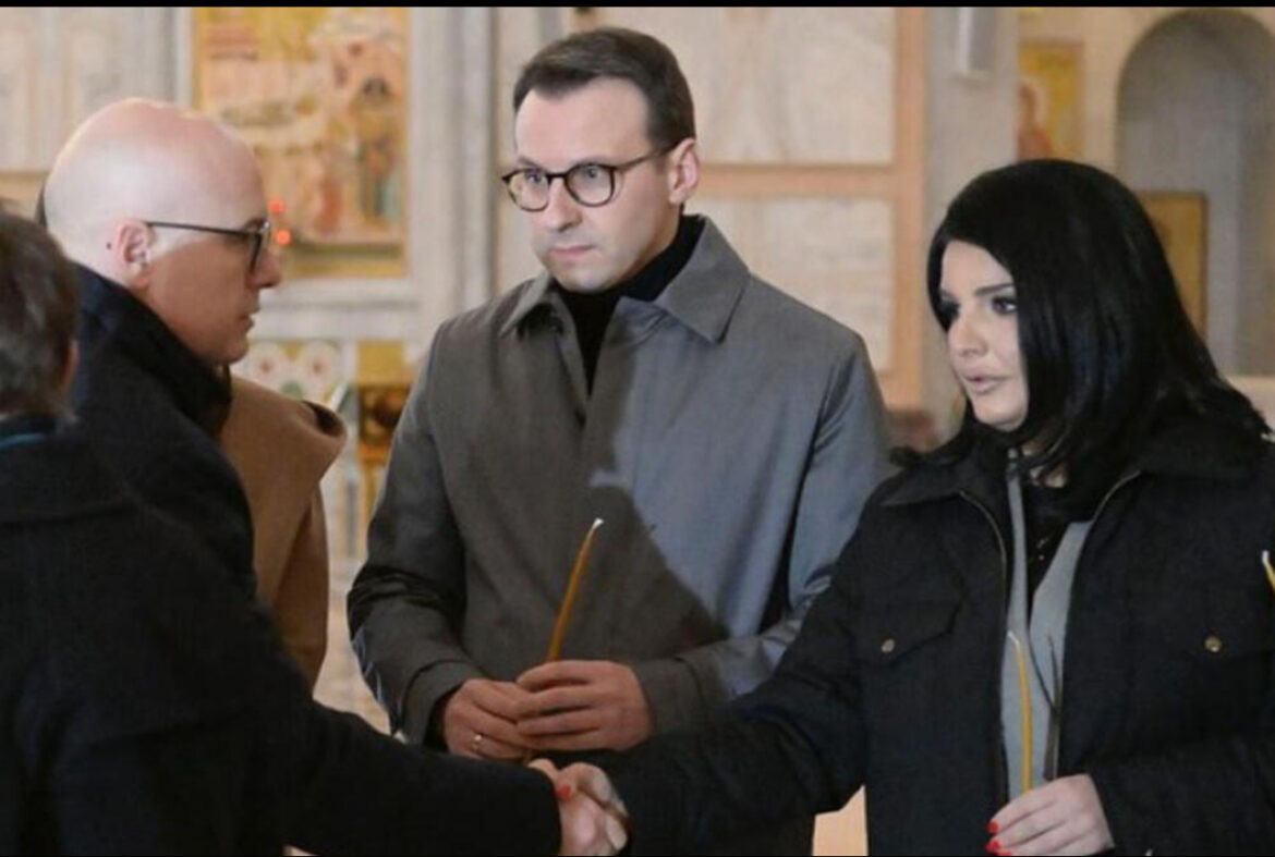 MINISTAR VUČEVIĆ NA POMENU U HRAMU SVETOG SAVE: Šest godina od ubistva Olivera Ivanovića 