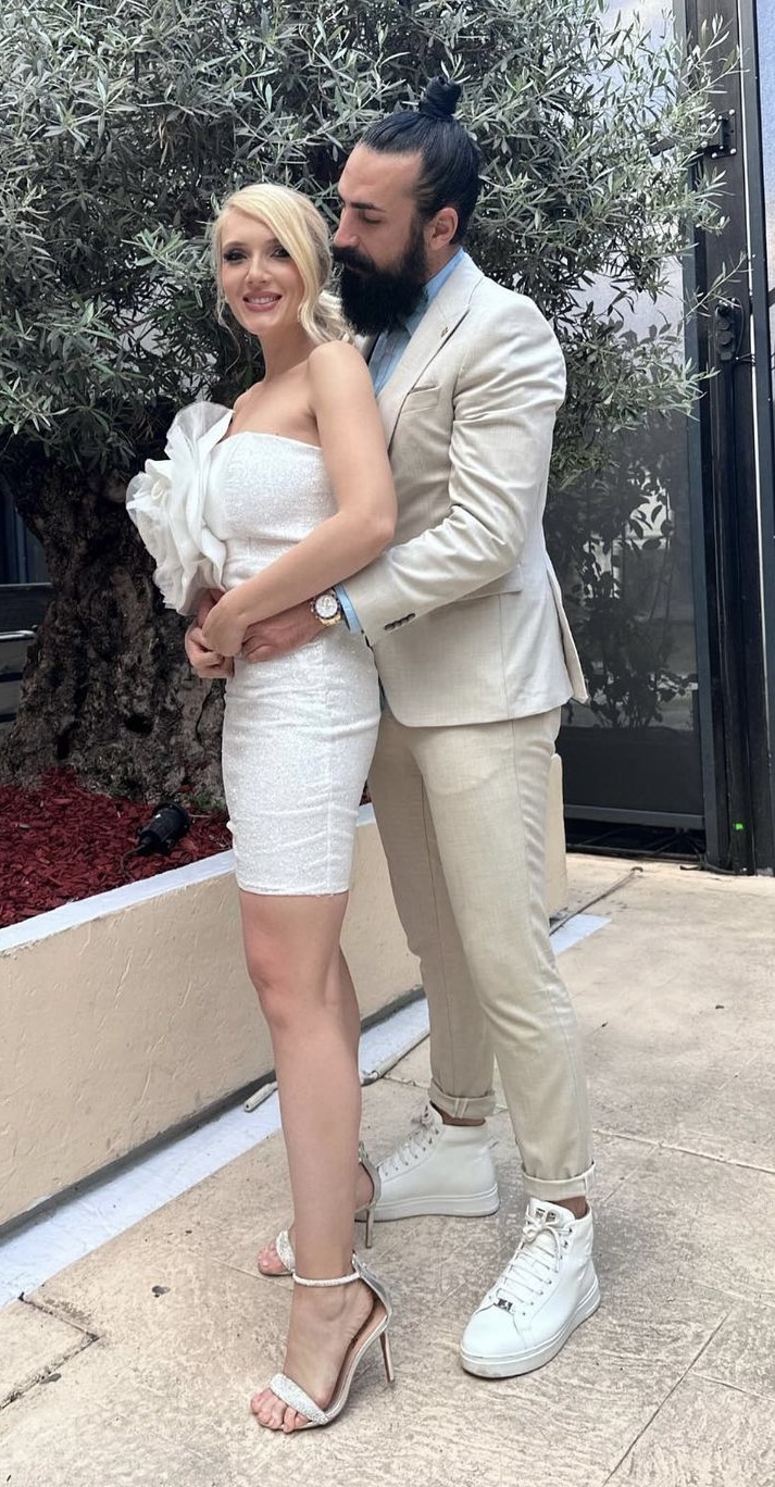 SAOBRAĆAJKA IM PROMENILA ŽIVOT! Estradni par sleteo u Drinu, sina spasili kroz prozor: Ostale traume!