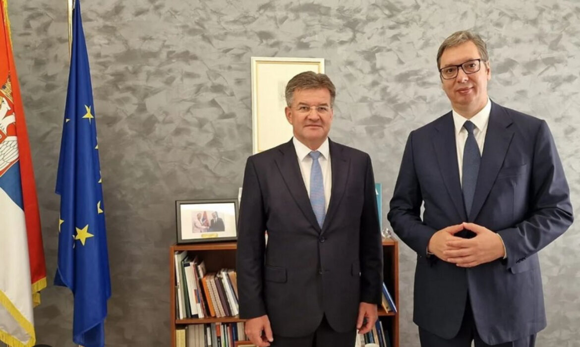 POČEO SASTANAK VUČIĆA I LAJČAKA: Prva poseta predstavnika Evropske unije za dijalog Beograda i Prištine Srbiji u ovoj godini 
