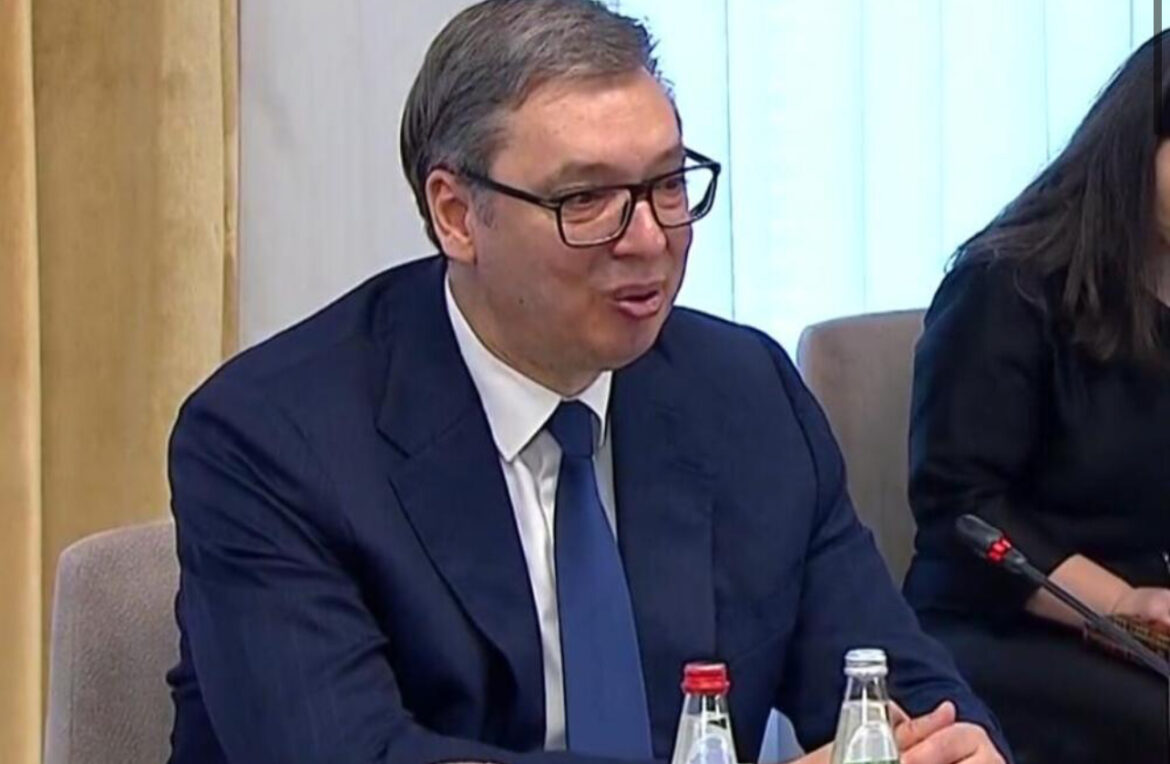 KUPUJEMO DEVET KINESKIH VOZOVA ZA EKSPO Vučić: Ugovor o slobodnoj trgovini nam je otvorio širom vrata