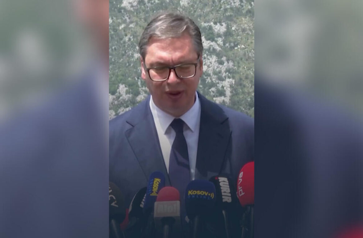 „SRBIJA MOŽE UZDIGNUTE GLAVE DA SE SUPROTSTAVI NAJMOĆNIJIM SILAMA SVETA“ Vučić se oglasio na Instagramu snažnom porukom!