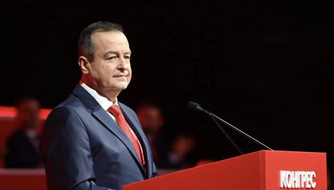 Ministar Dačić čestitao Uskrs