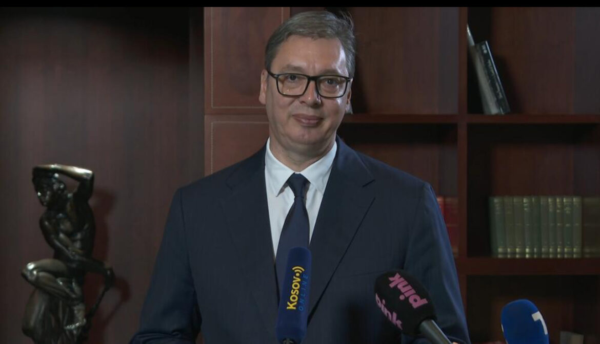 VUČIĆ PORUČIO IZ EGIPTA: Gledamo da uradimo sve što možemo za svoju zemlju, borimo se za RASTUĆA TRŽIŠTA I EKONOMIJE 