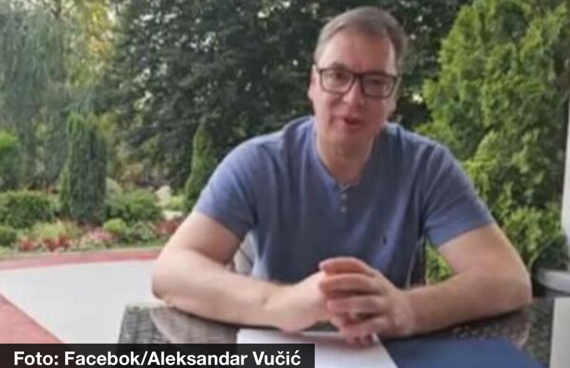 (UŽIVO) VUČIĆ ODGOVARA POLITIČARIMA KOJI PLASIRAJU LAŽI: Predsednik se obraća prvi put putem zvaničnog Fejsbuk naloga (VIDEO)