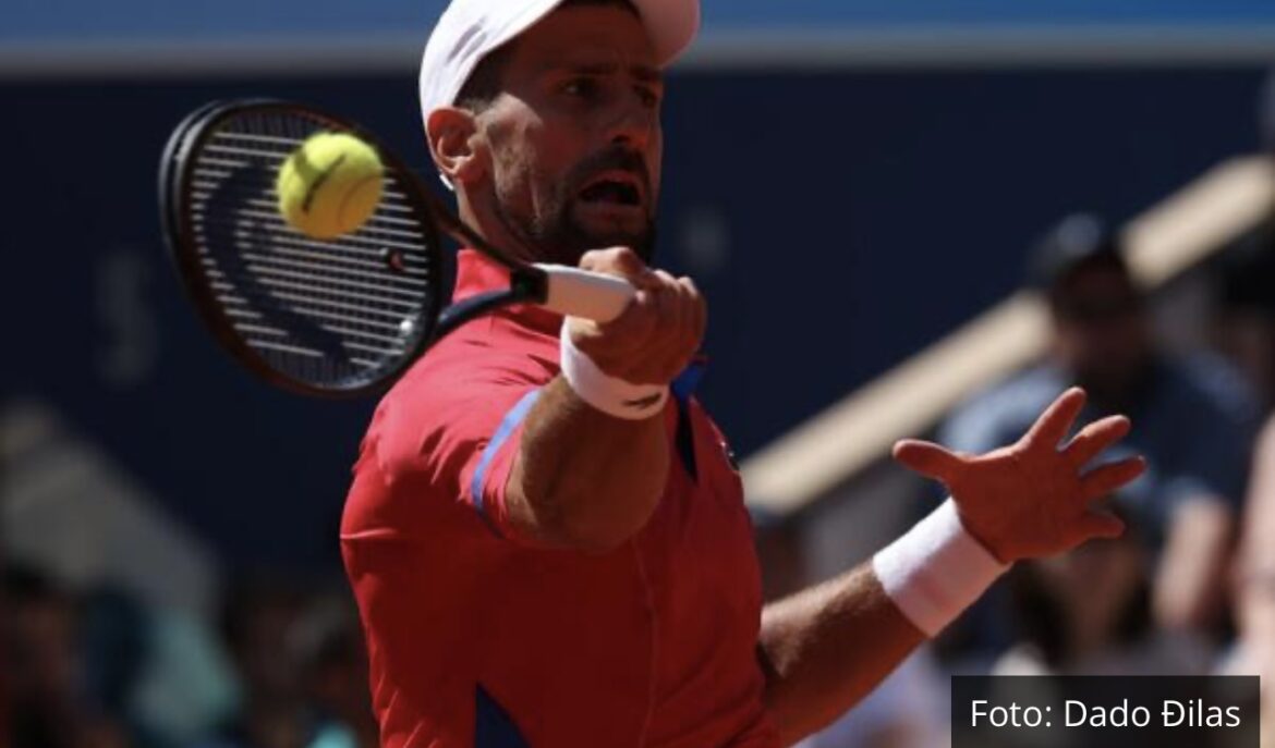 UŽIVO! ĐOKOVIĆ – ALKARAZ: KAKAV SPEKTAKL u borbi za OLIMPIJSKO ZLATO! Kralos servira da OSTANE u prvom setu!