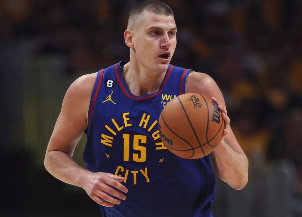 JOKIĆ ZAKUCAO PREKO PROTIVNIKA! Ovo ne viđamo često od centra Denvera 