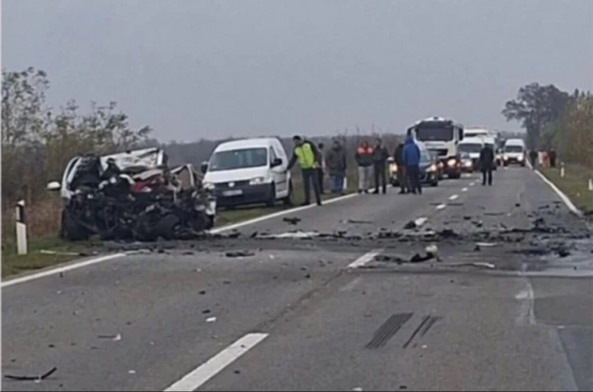 OGLASILO SE TUŽILAŠTVO POVODOM NESREĆE U KOJOJ SU STRADALI OTAC I SIN (2)! Teško povređen i vozač kamiona!