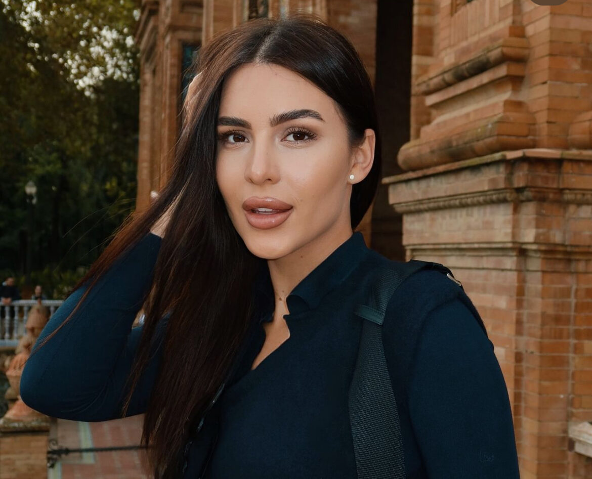 Anastasija objavila kadar u kojem je bez trunke šminke: Pogledajte kako joj izgleda lice