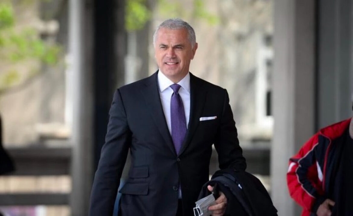 ZVEZDAN TERZIĆ KAKVOG NIKADA NISTE VIDELI: Direktoru Zvezde je ovo dnevna rutina – evo šta radi pre dolaska na posao! 