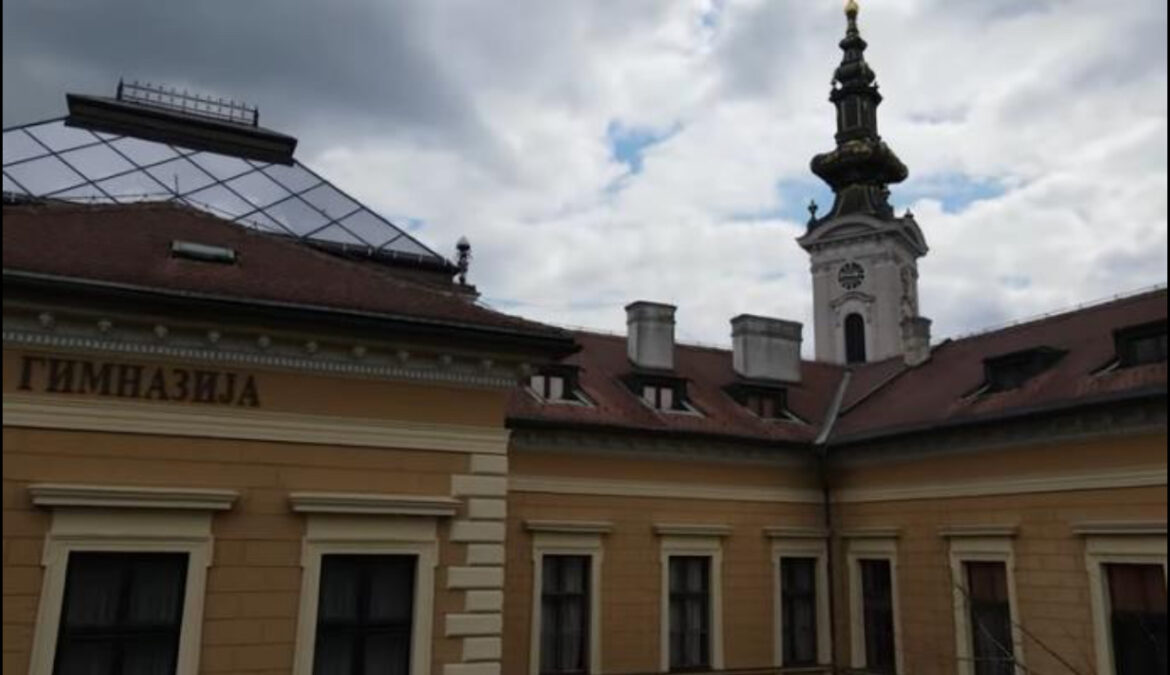 Blokirana Gimnazija „Jovan Jovanović Zmaj“ u Novom Sadu