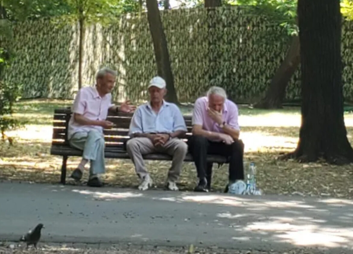 AKO VAM JE PENZIJA OD 30.000 DO 45.000, EVO KOLIKA ĆE BITI POSLE NOVE GODINE: Detaljna računica za povišicu, uvećanje stiže brzo, odmah posle praznika