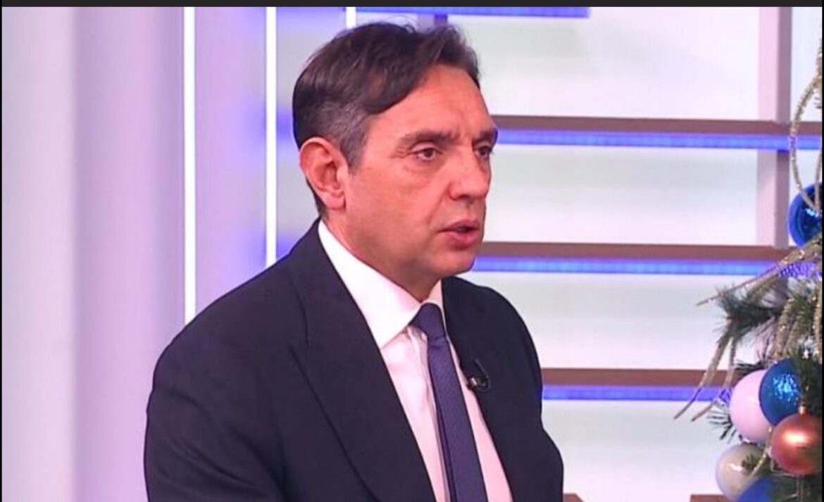 POTPREDSEDNIK VLADE RS VULIN: Ne treba vršiti diskriminaciju po bilo kom osnovu, svi špijuni moraju da odu