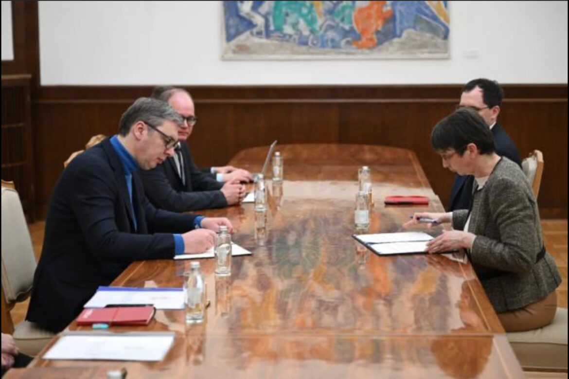 „POTPISAN NOVI UGOVOR O PODRŠCI“ Predsednik Vučić: Ponosan sam na doprinos Jorga Heskensa! Razgovarao sam i sa nemačkom ambasadorkom Konrad (foto)