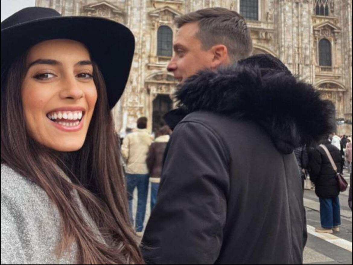 VODITELJKA ČEKA DRUGO DETE SA FUDBALEROM: Bila je verena za 16 godina starijeg trenera, a danas živi bajku i blista u trudnoći (FOTO)