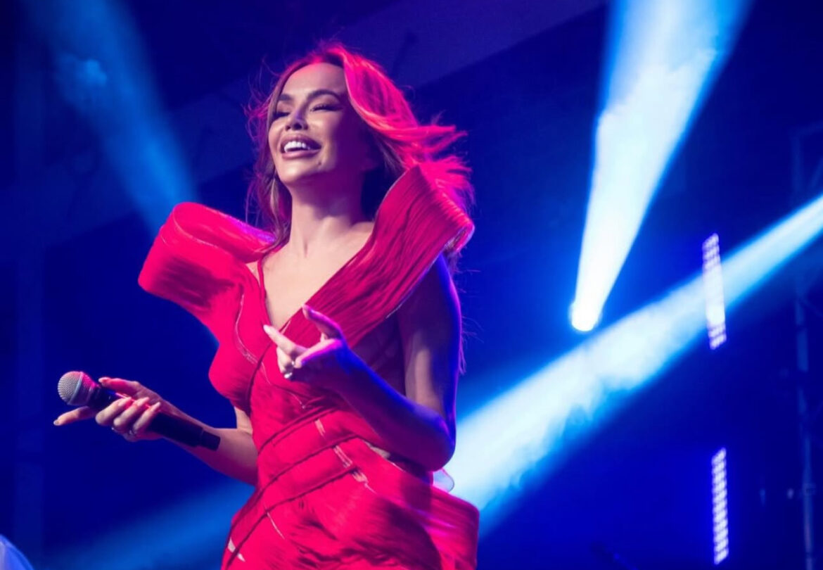 Severina ima dve rođene sestre: Jedna je se odrekla zbog Kojića, zbog tuče sa drugom je reagovala policija