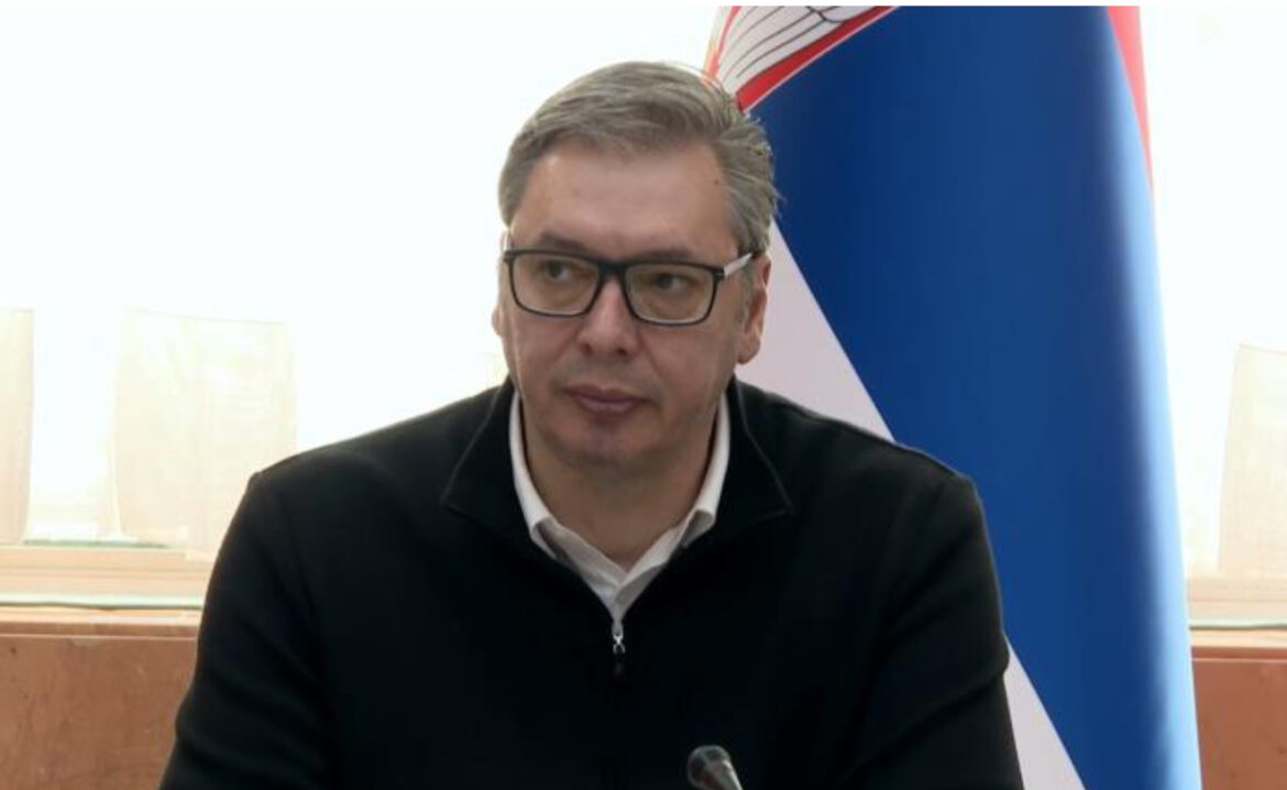 PREDSEDNIK VUČIĆ SE OGLASIO POSLE SEDNICE VLADE Srbija nastoji da očuva mir i stabilnost kao i bezbednost svih svojih građana! Saopštio i o čemu se sve govorilo