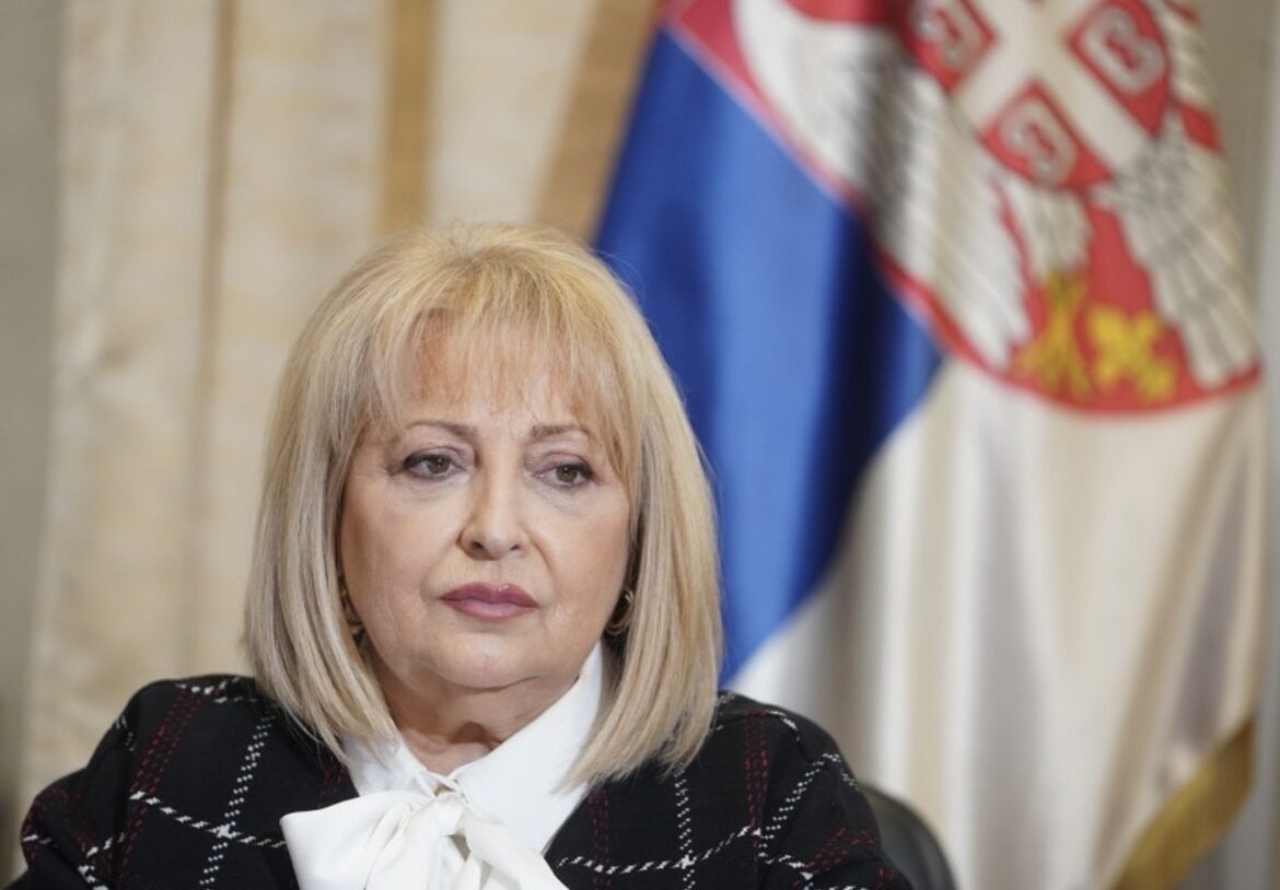 „BIĆE IM SVE PLAĆENO KAD NADOKNADE“ Slavica Đukić Dejanović o isplati punih plata prosvetnim radnicima koji nisu radili