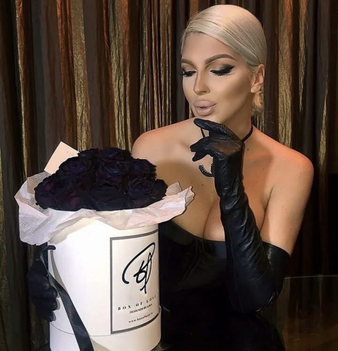 „MOMCI IZ DNK GRUPE SU BILI MOJI GOSTI…“ Jelena Karleuša se oglasila povodom stravične nesreće u Kočanima: Bolnom objavom se obratila porodicama nastradalih