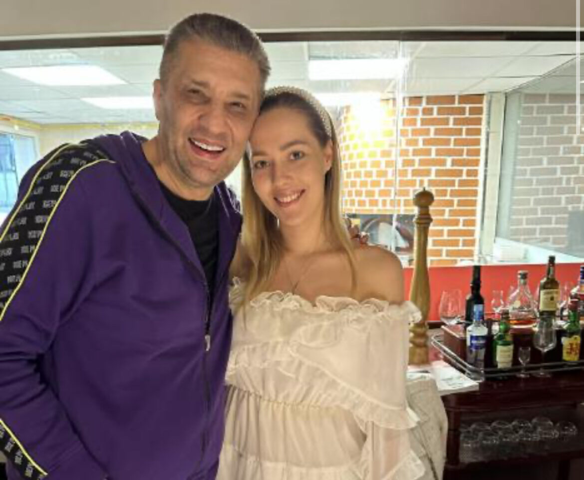 ĆERKA ŽELJKA RUTOVIĆA NE MOŽE DA DOĐE SEBI NAKON SMRTI OCA Mis Srbije objavila njihovu zajedničku fotografiju, a njene reči kidaju dušu: „Učiniću te ponosnim“