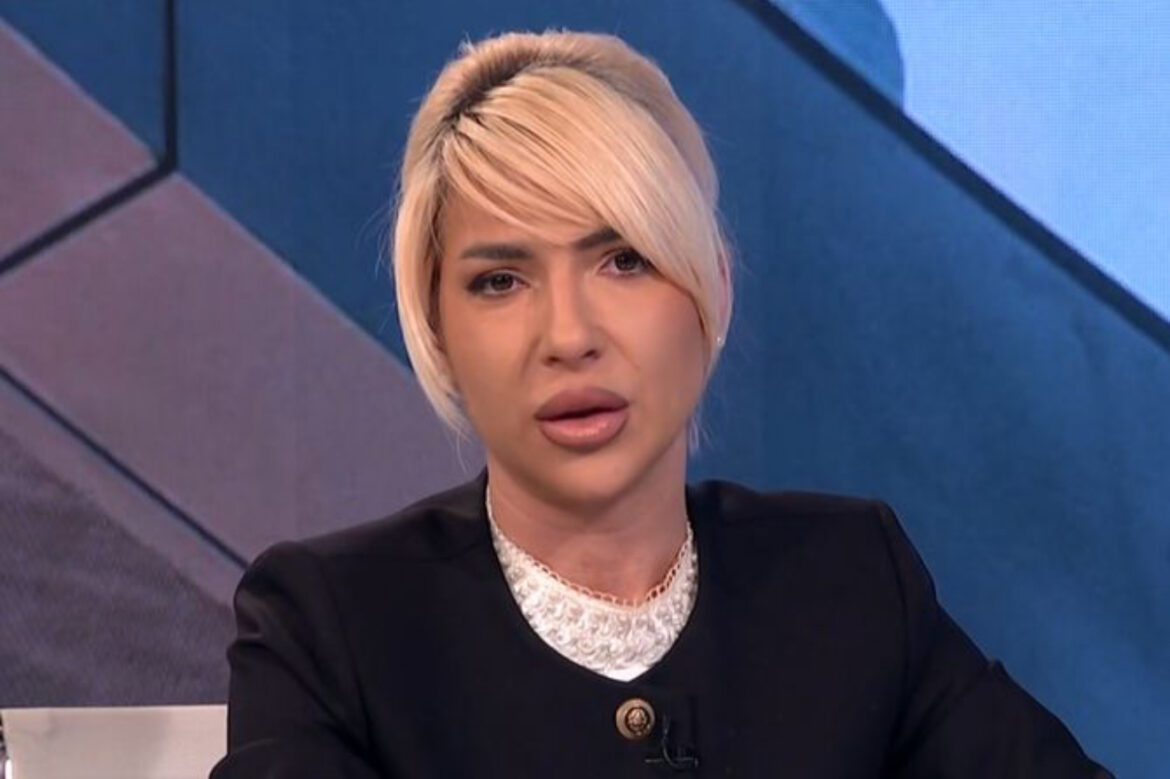 Slika koja govori hiljadu reči: Jovana Jeremić se oglasila i podelila emotivan trenutak u društvu svog uzora