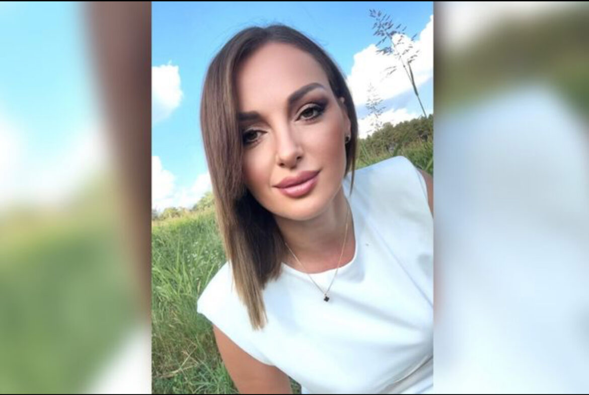 “Njeno ime počinje…” Pevačica priznala da je muvala udata pevačica, pa otkrila i…