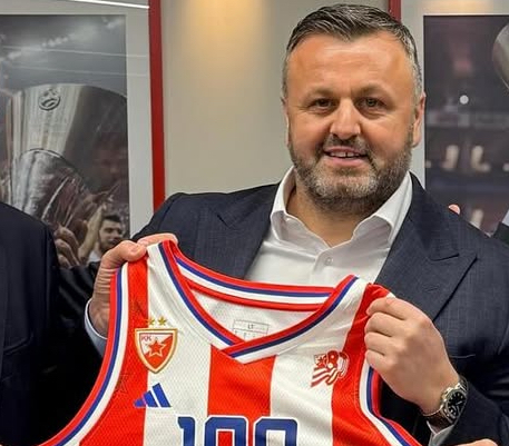 PREDSEDNIK CRVENE ZVEZDE ZAGRMEO POSLE UTAKMICE U MINHENU: Žestoka reakcija Željka Drčelića