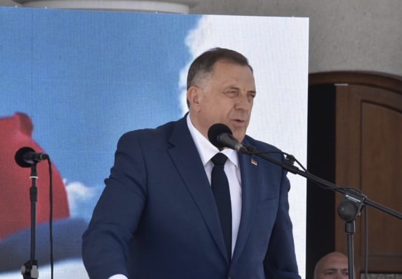 DODIK: GLAVA MI JE UCENJENA NA MILION EVRA, ALI SE NE PLAŠIM Predsednik Republike Srpske dobio informaciju o „grupa iz Konjica, okupljenu oko nekih biznismena“