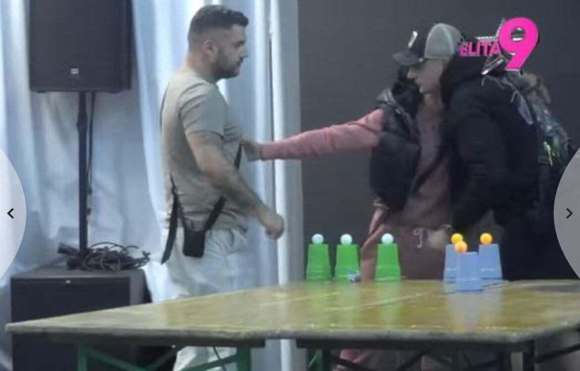 NIKAD VIĐENO U ISTORIJI RIJALITIJA: Prvi izbačeni takmičar Elite 9 izašao iz Bele kuće sa poražavajućim procentom glasova (VIDEO)