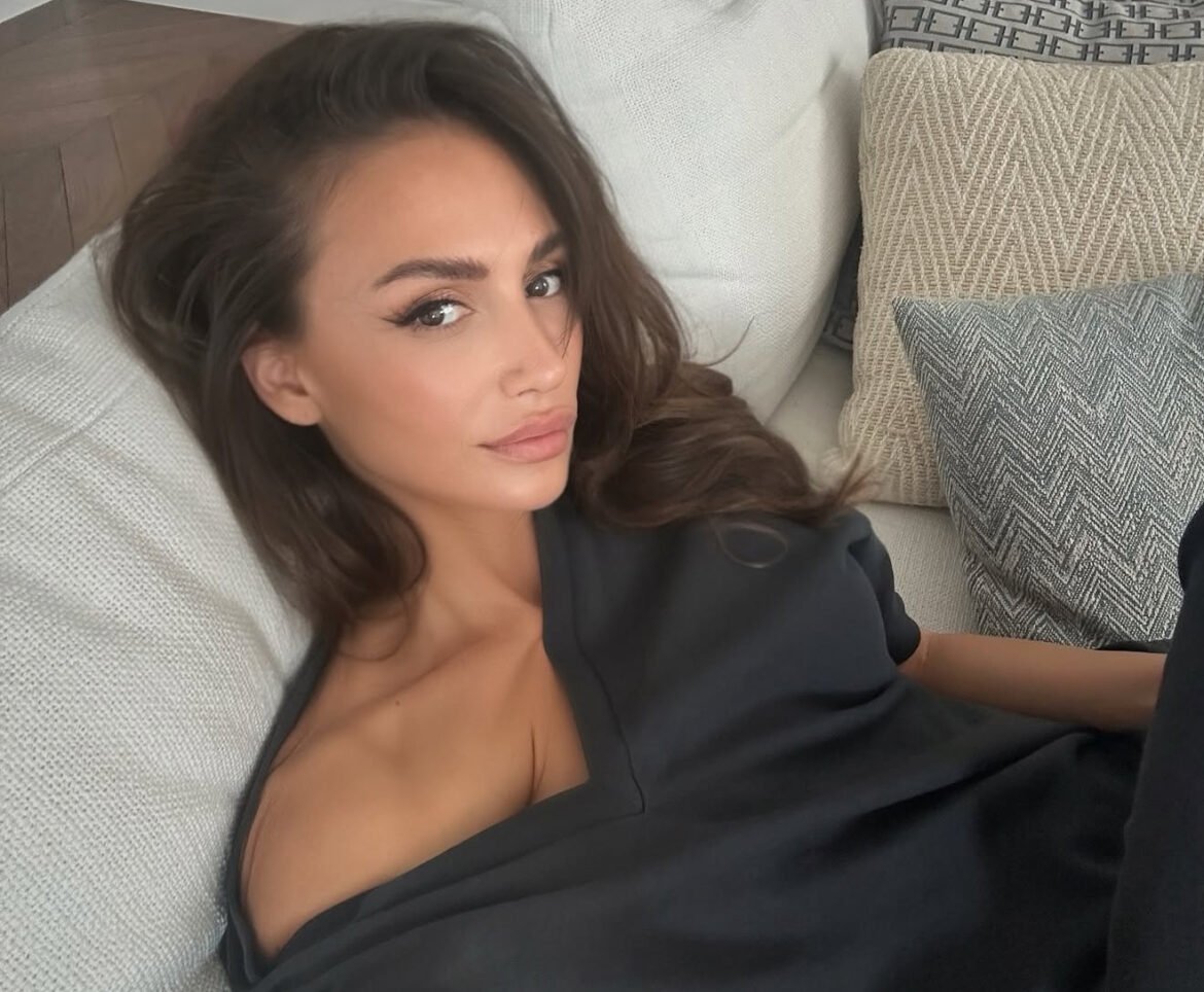 Emina napisala Halidu pesmu pred smrt, otkrila šta se dešavalo poslednja 2 meseca: „Niko mi nije javio da…“