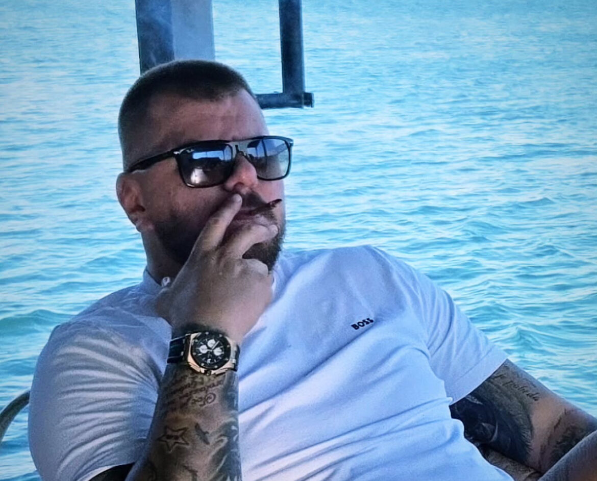 „Brat ti nije dobro“ Janjuš o potresnim detaljima trenutka kada je saznao za smrt Mihaila: „Pitao sam samo…“