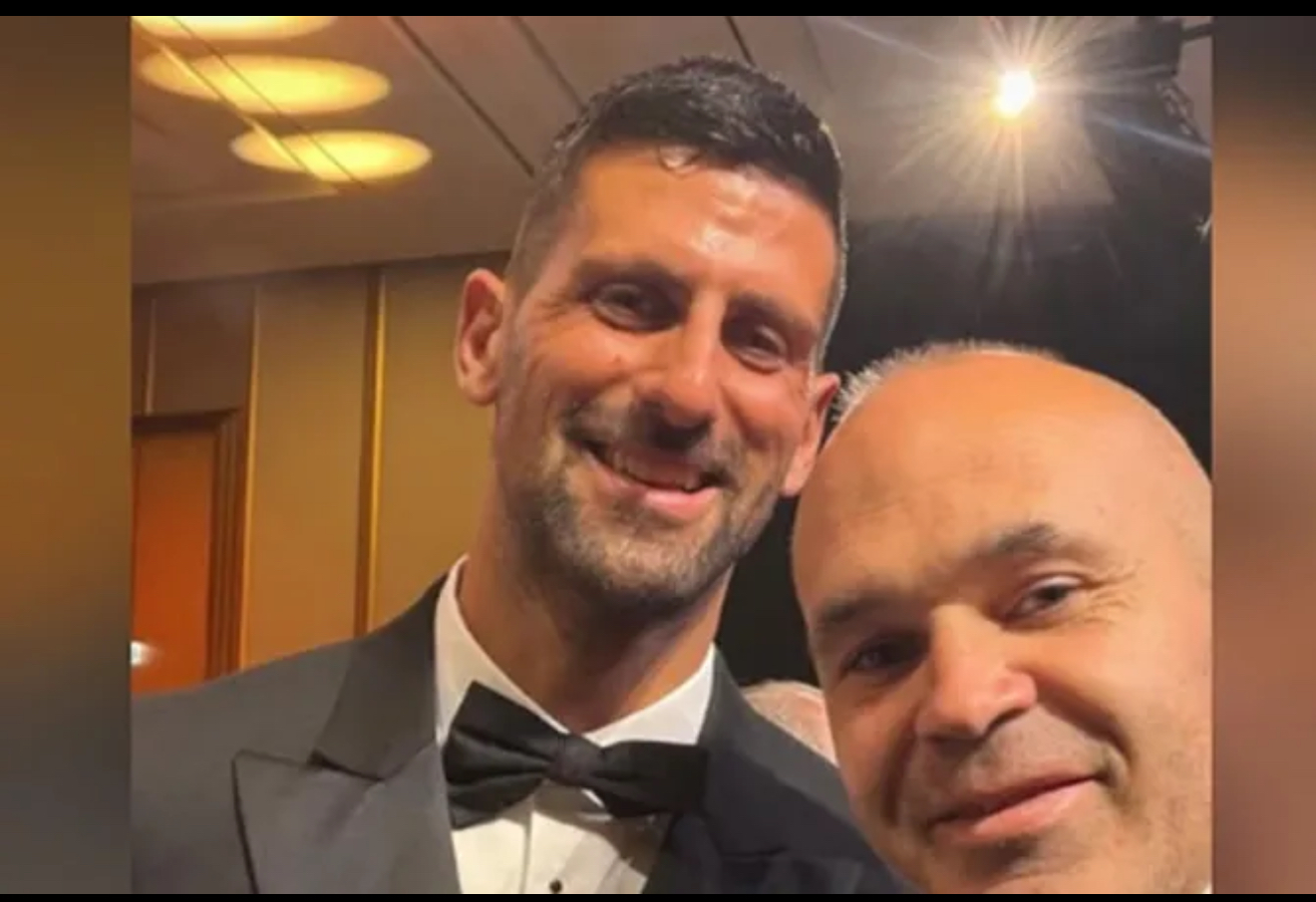 Đoković u društvu jedne od najvećih legendi Barse, nakon Ronalda,&hellip;