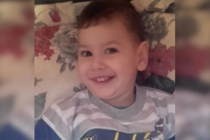 Maleni Filip (10) ne može da sedi i da hoda: Hitno mu je potrebna naša pomoć