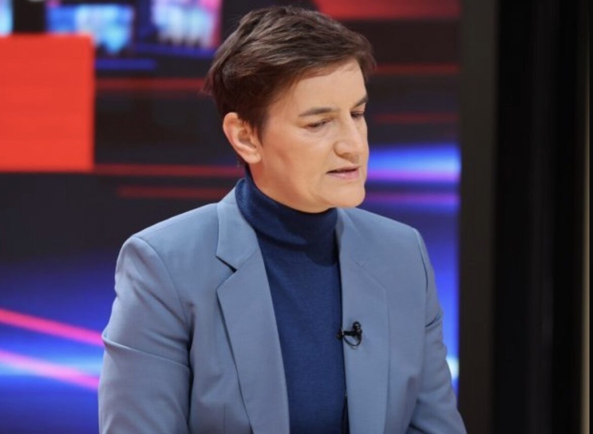 ANA BRNABIĆ IZ SOMBORA PORUČILA: Važnije nego ikada da se borimo za politiku Aleksandra Vučića! (FOTO)