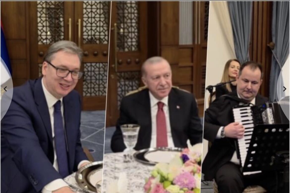 ERDOGAN UGOSTIO VUČIĆA UZ „TAMO DALEKO“: Predsedniku Srbije ukazano ogromno poštovanje u Ankari, evo kako je izgledala svečana večera (VIDEO)