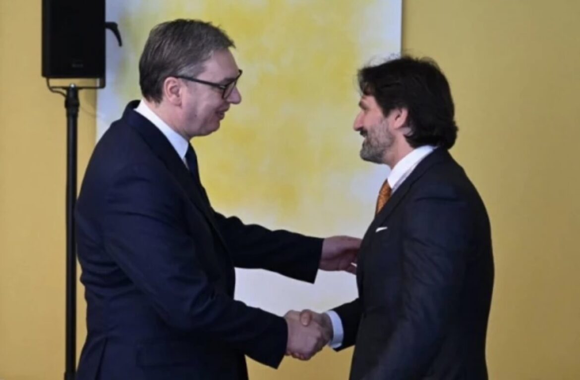 VUČIĆ NASTAVLJA SA VAŽNIM SASTANCIMA U MINHENU: Predsednik sa slovačkim ministrom odbrane! (FOTO)